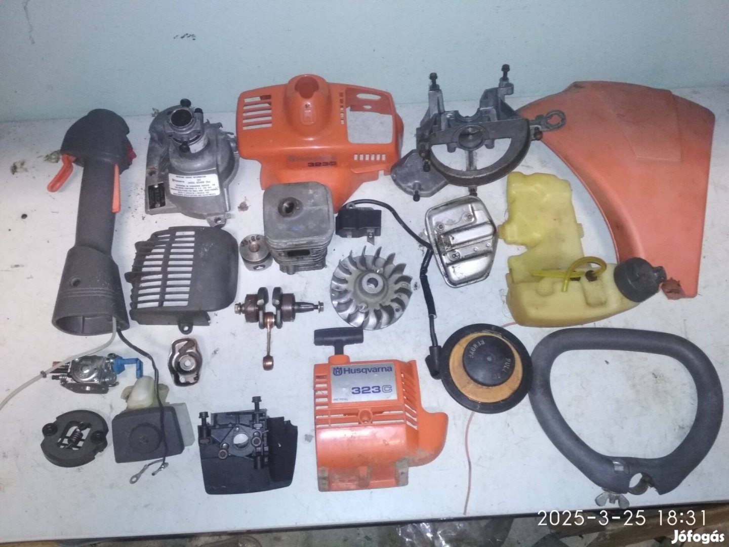 Husqvarna 323 fűkasza alkatrészek