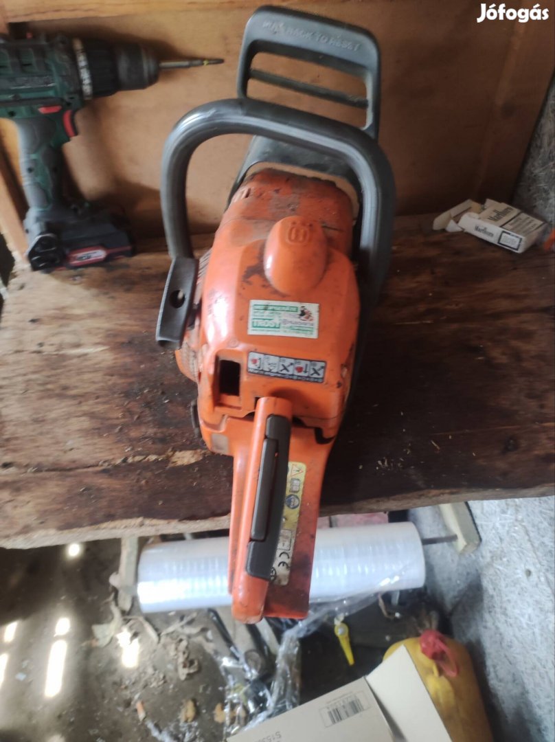 Husqvarna 435 láncfűrész 