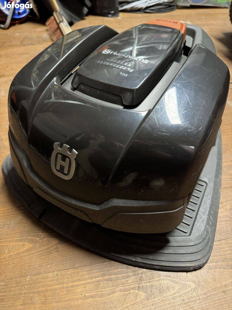 Husqvarna Automower 105 robotfűnyíró