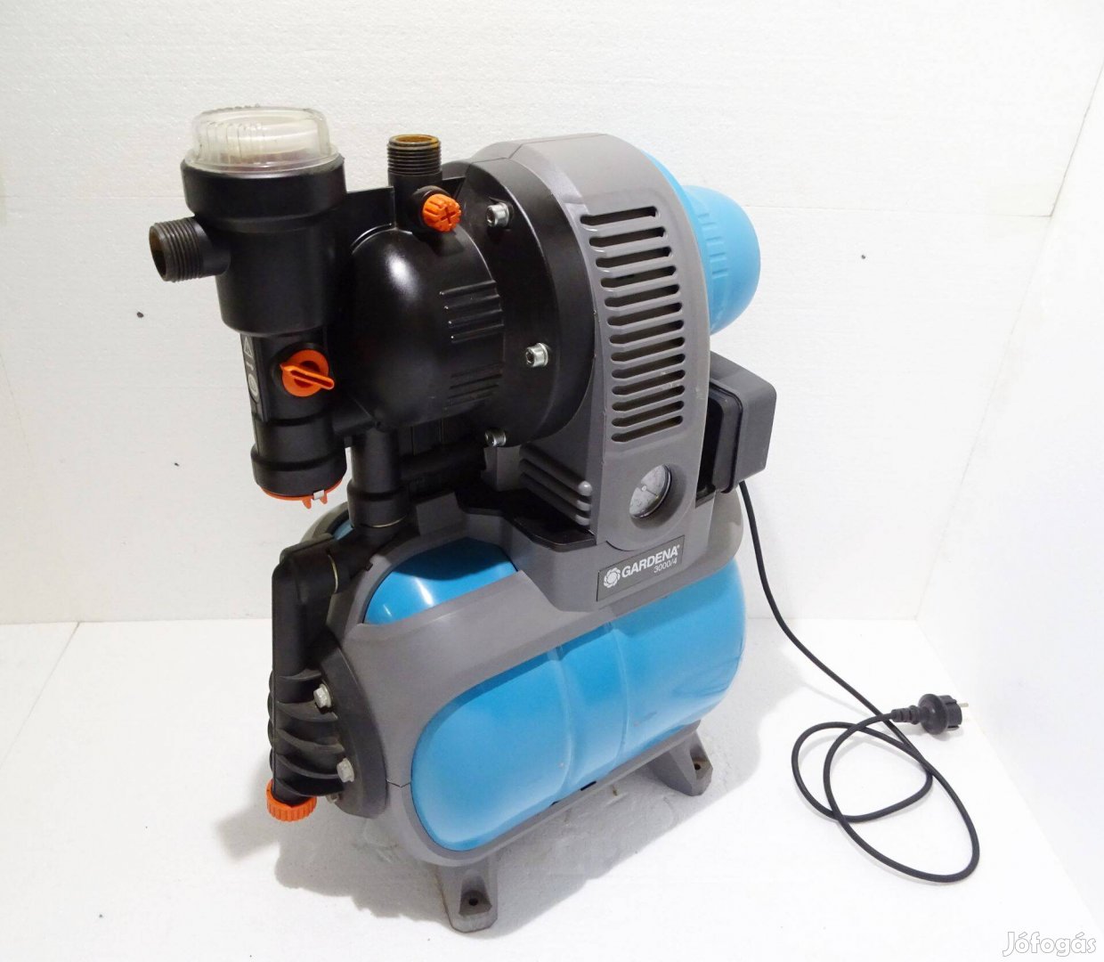 Husqvarna Gardena 3000/4 házivízmű kerti szivattyú hidrofor
