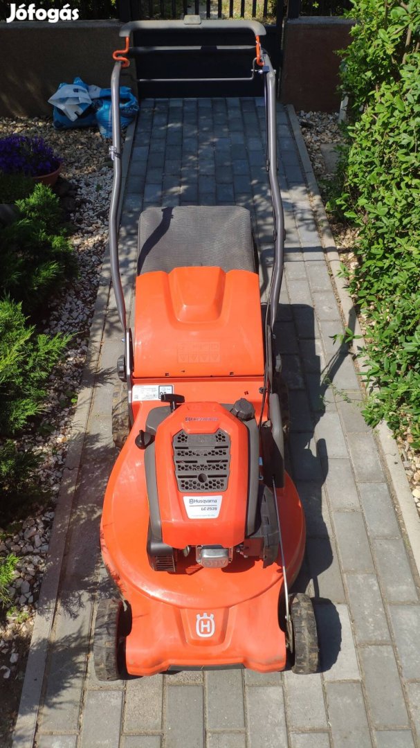 Husqvarna LC253S fűnyíró
