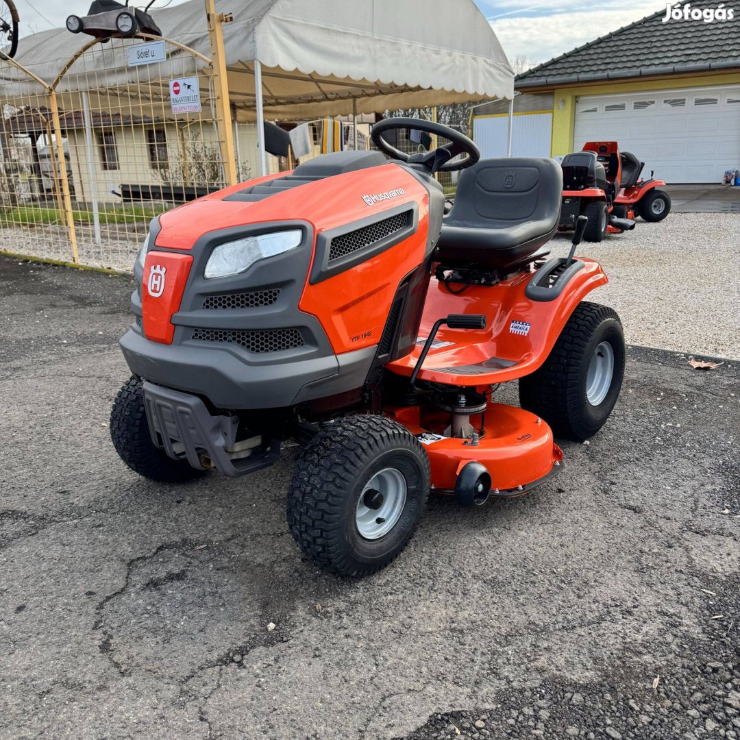 Husqvarna USA 19 LE fűnyírótraktor fűnyíró traktor