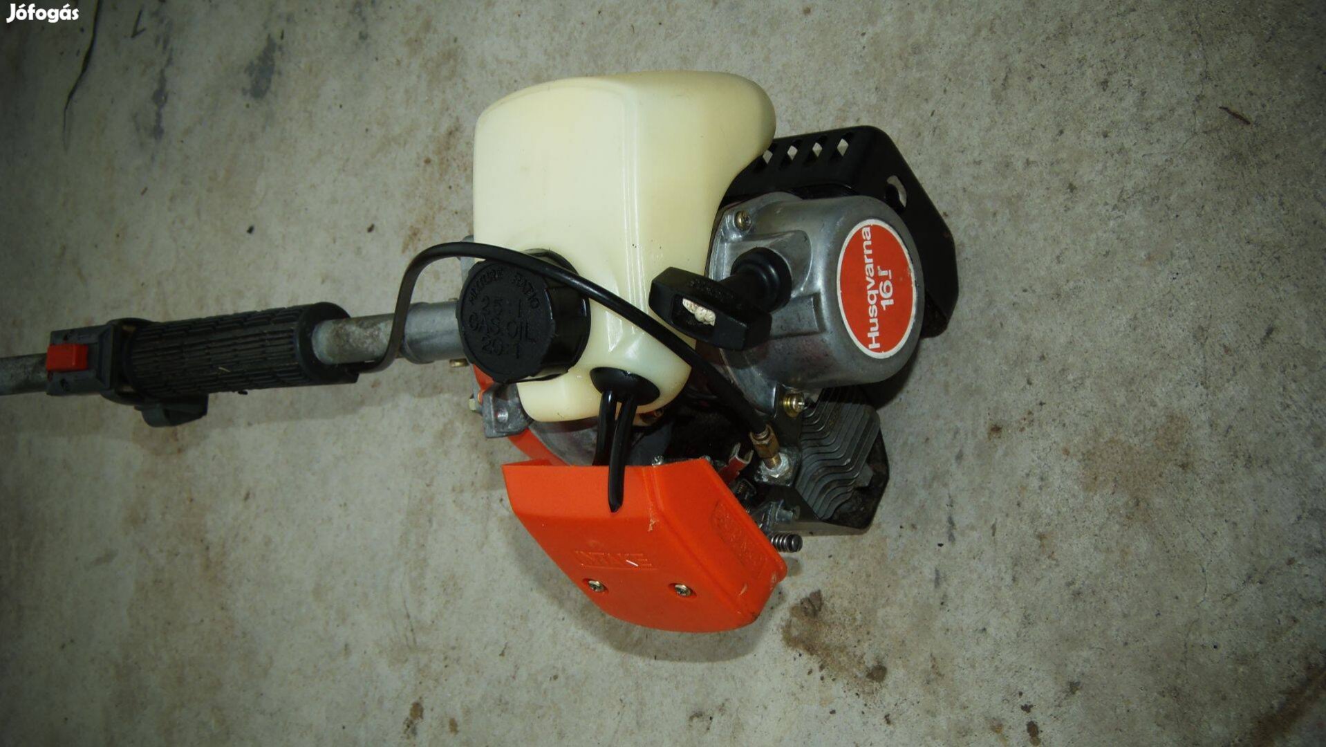 Husqvarna fűkasza (szervizelt, R16)