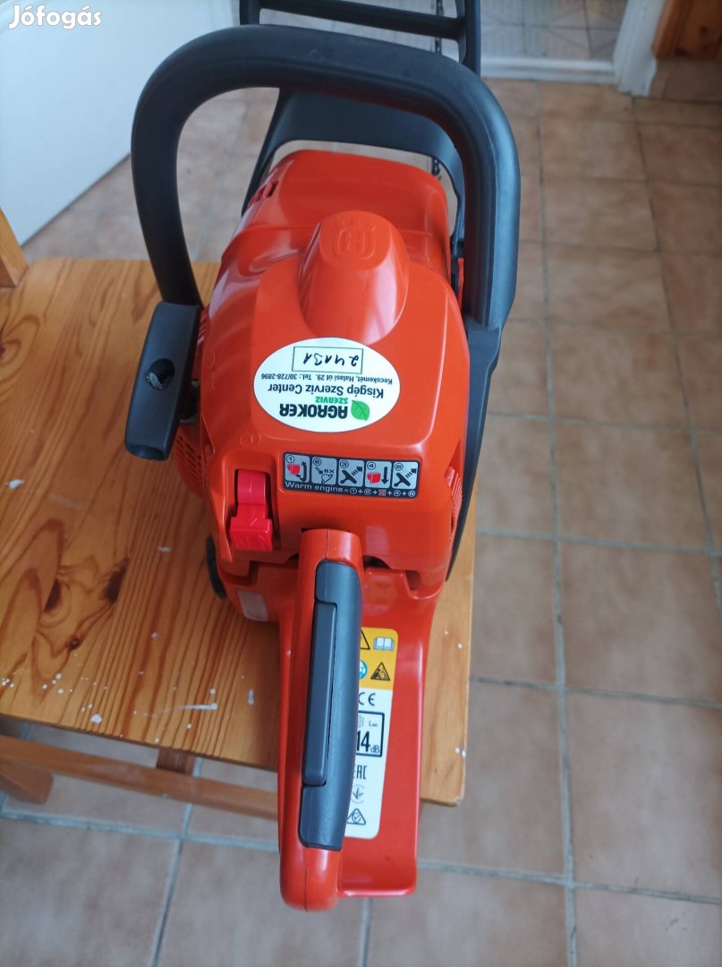 Husqvarna fűrész 