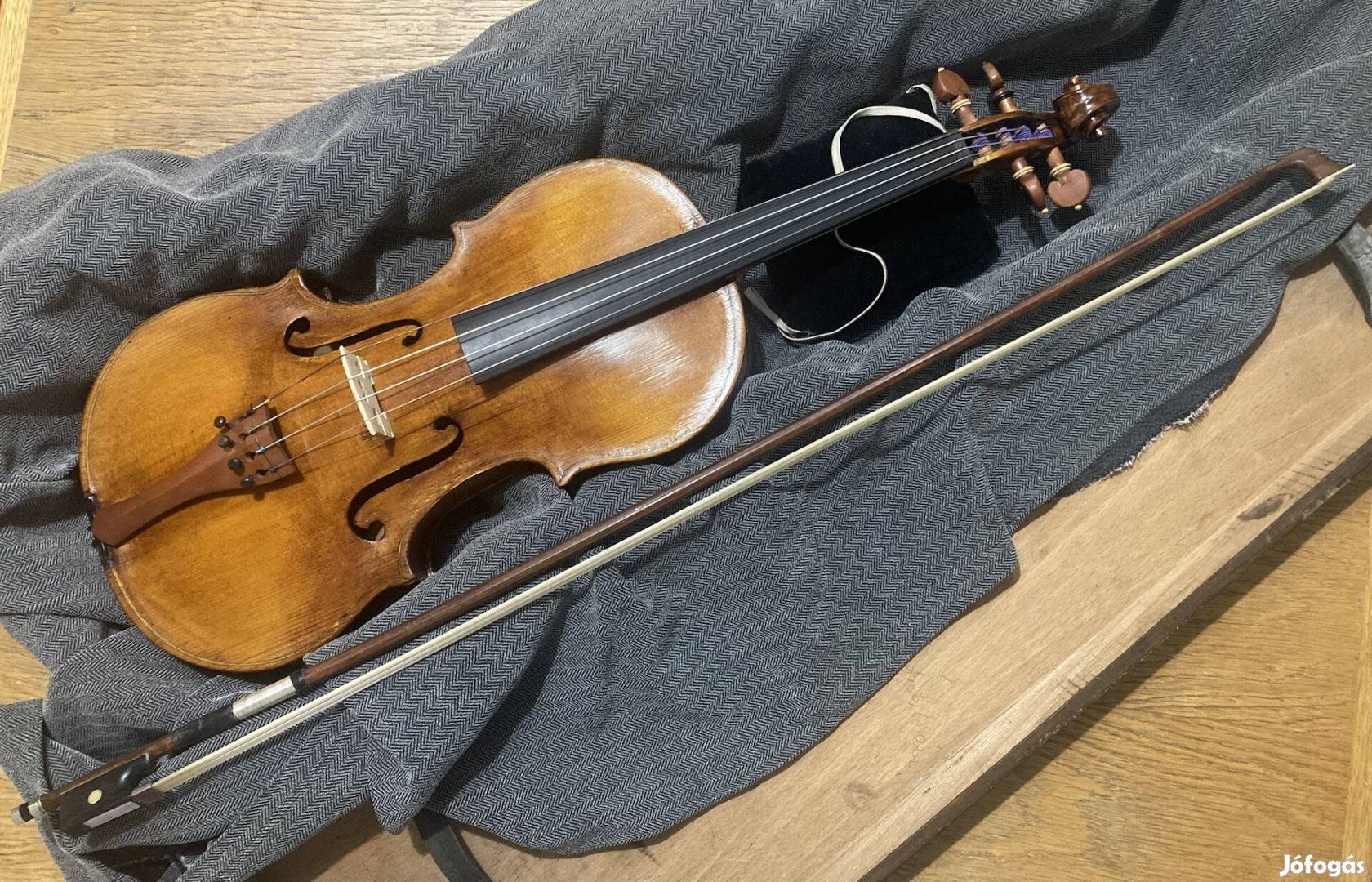 Húsvéti ajándék ötlet! Szép hangú, 100 éves, egészes hegedű
