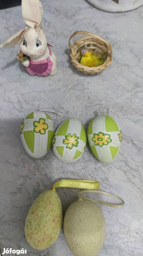 Húsvéti dekoráció egyben eladó 