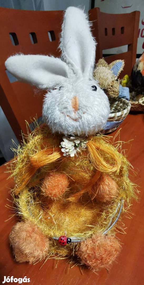 Húsvéti dekoráció nyúl drótkosárral eladó
