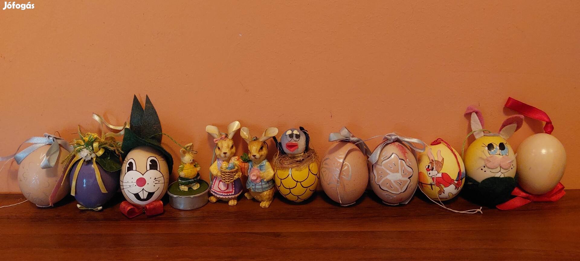 Húsvéti tojás,dekorációk egyben eladó 