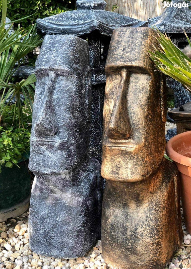 Husvétszigeti Moai szobor...