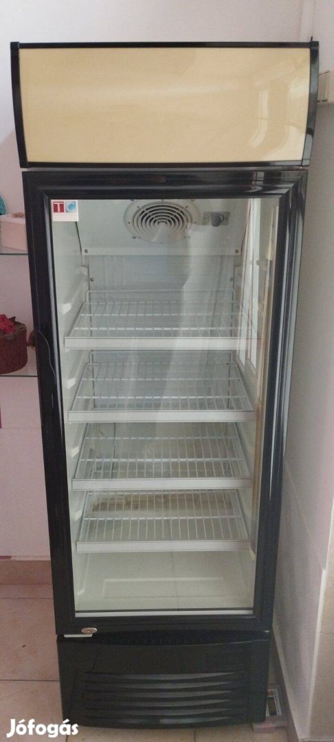 Hűtő, üvegajtós