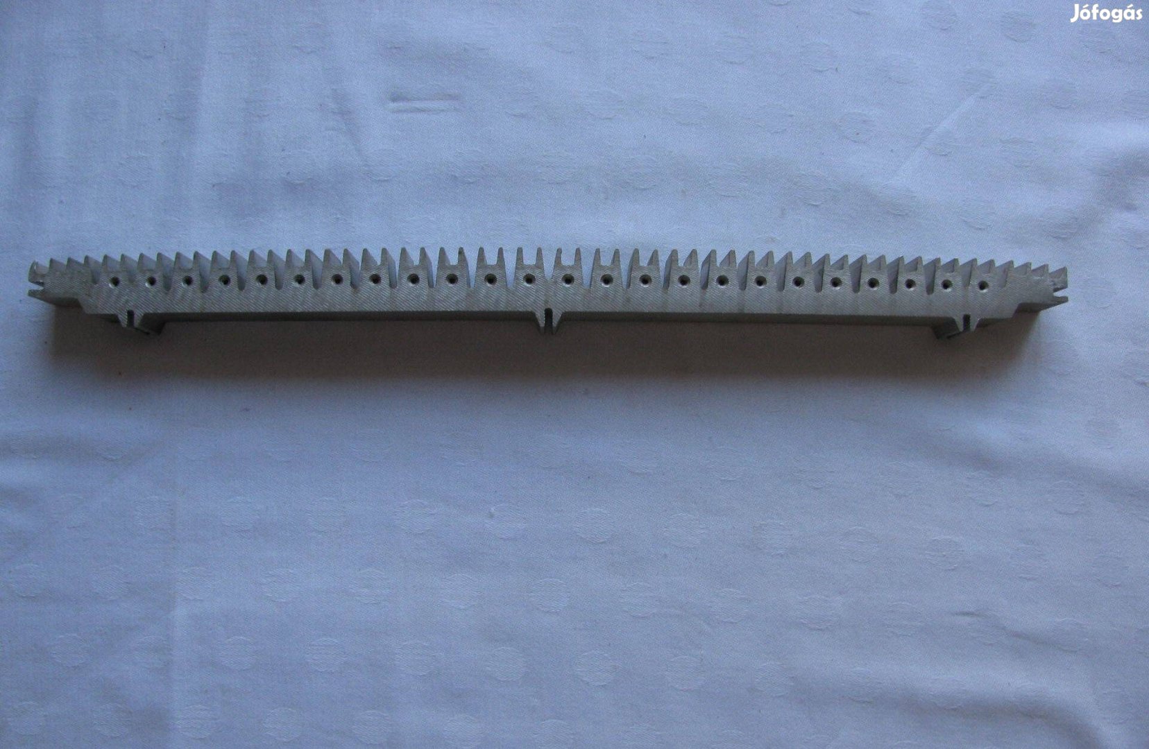 Hűtőborda ,424 x 28 x 25 mm