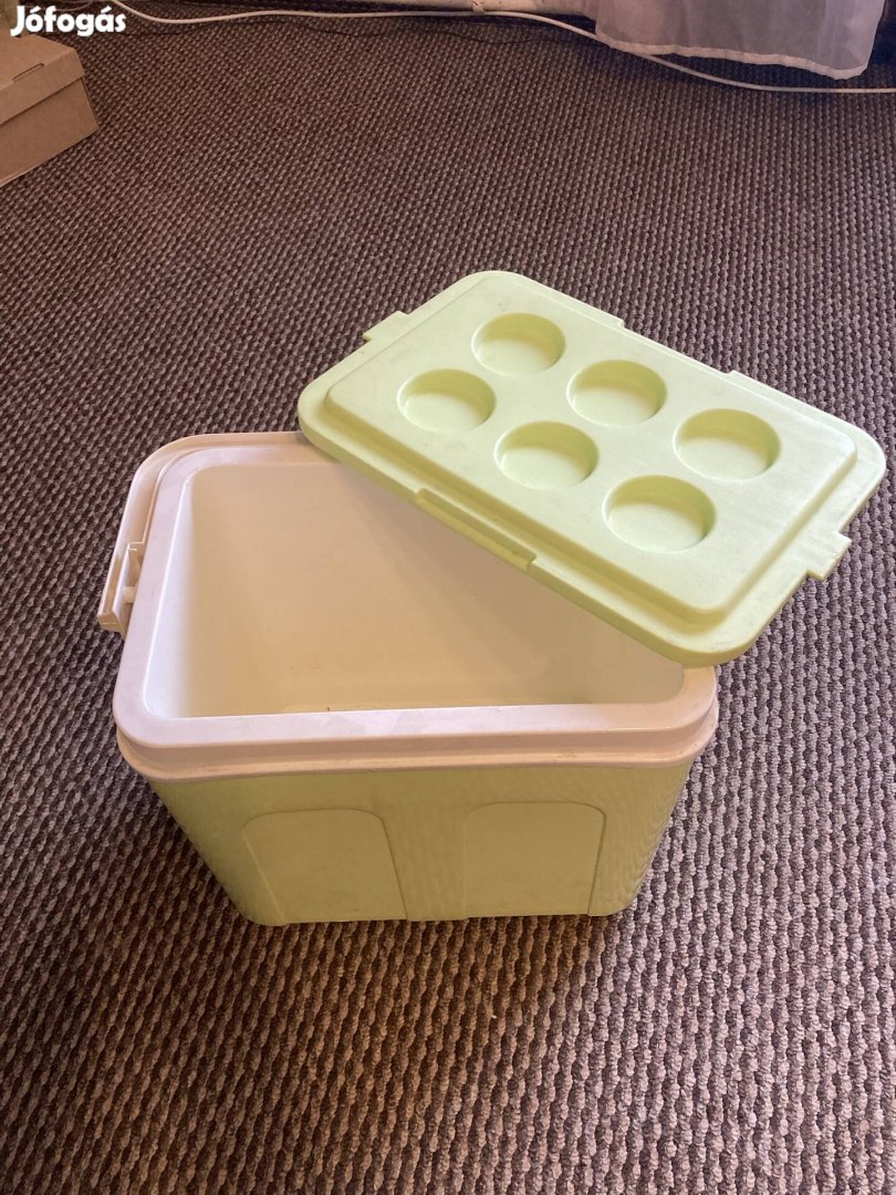 Hűtőláda,műanyag!