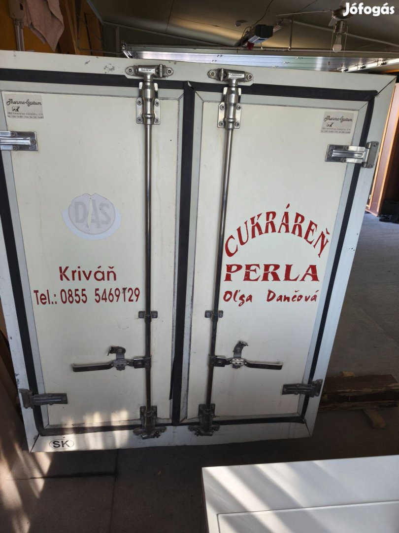 Hűtős felépítmény