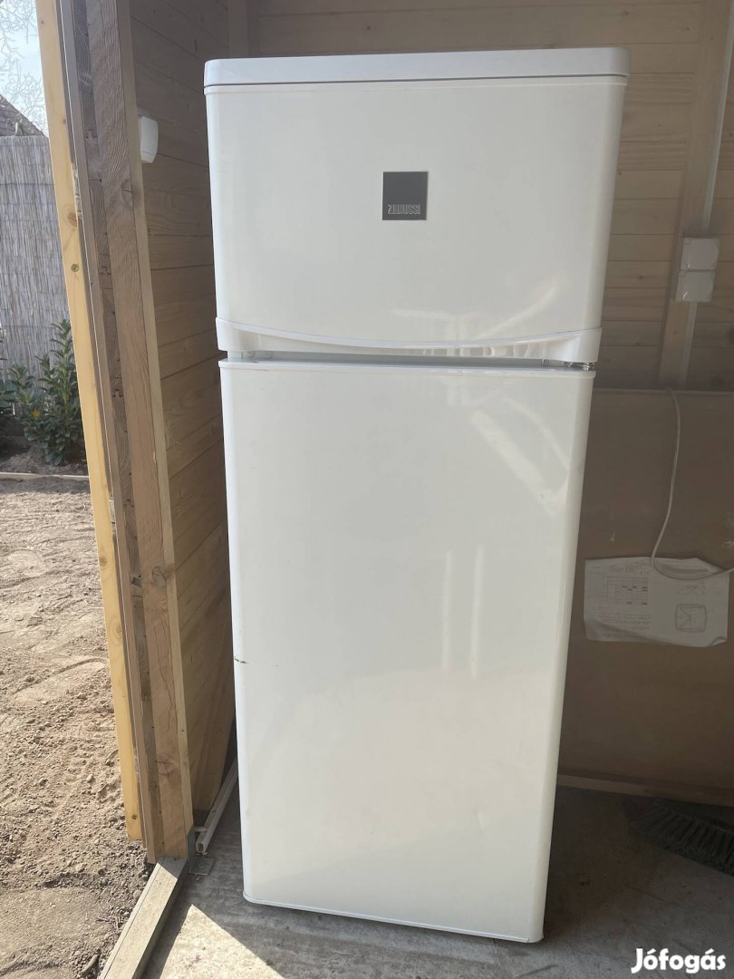 Hűtőszekrény