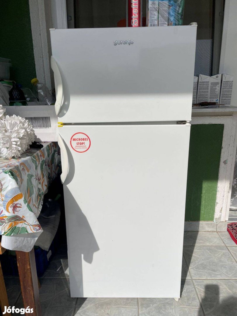 Hütöszekrény eladó