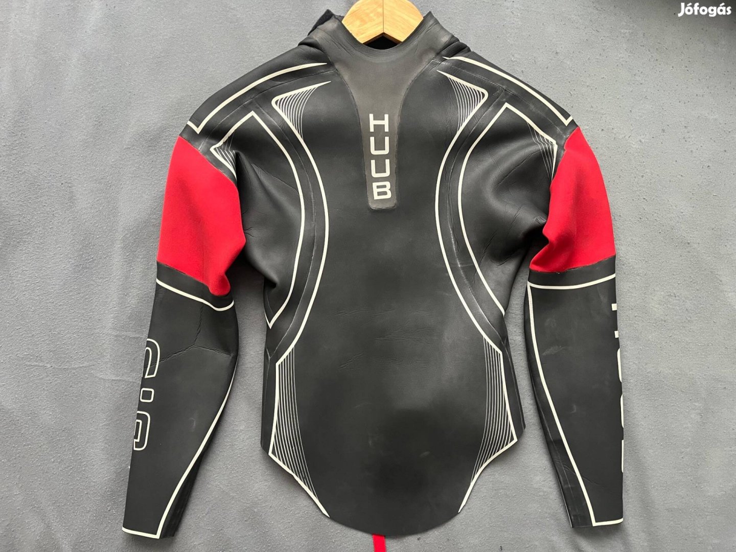 Huub Archimedes neoprén szörfös felső S méret
