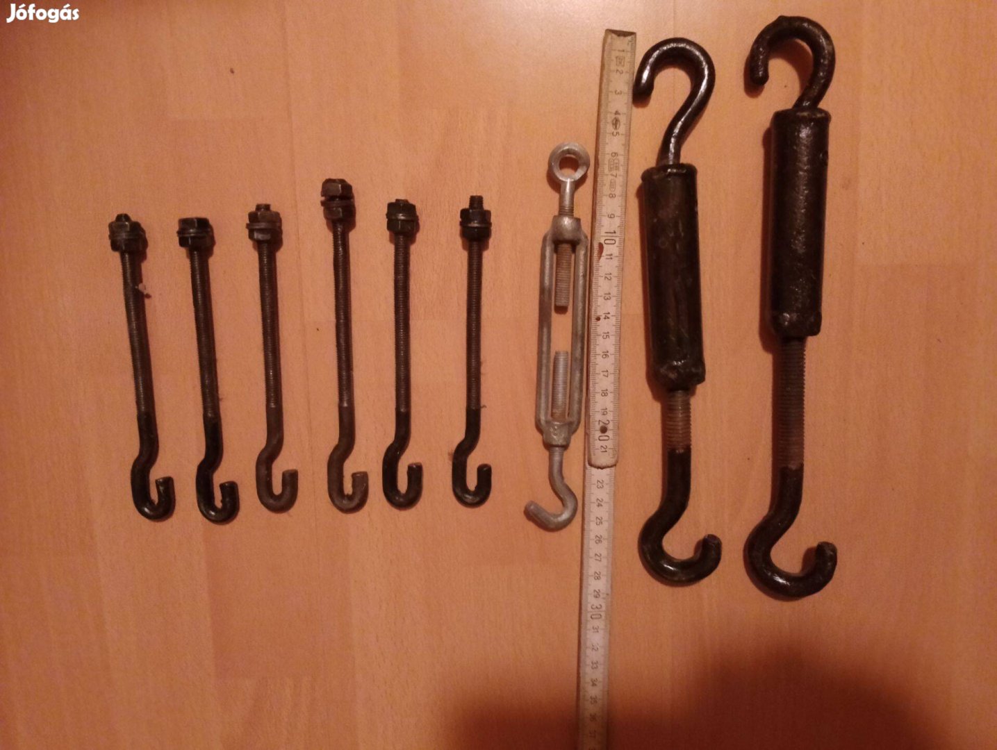 Huzalfeszitők eladók, Ócsa