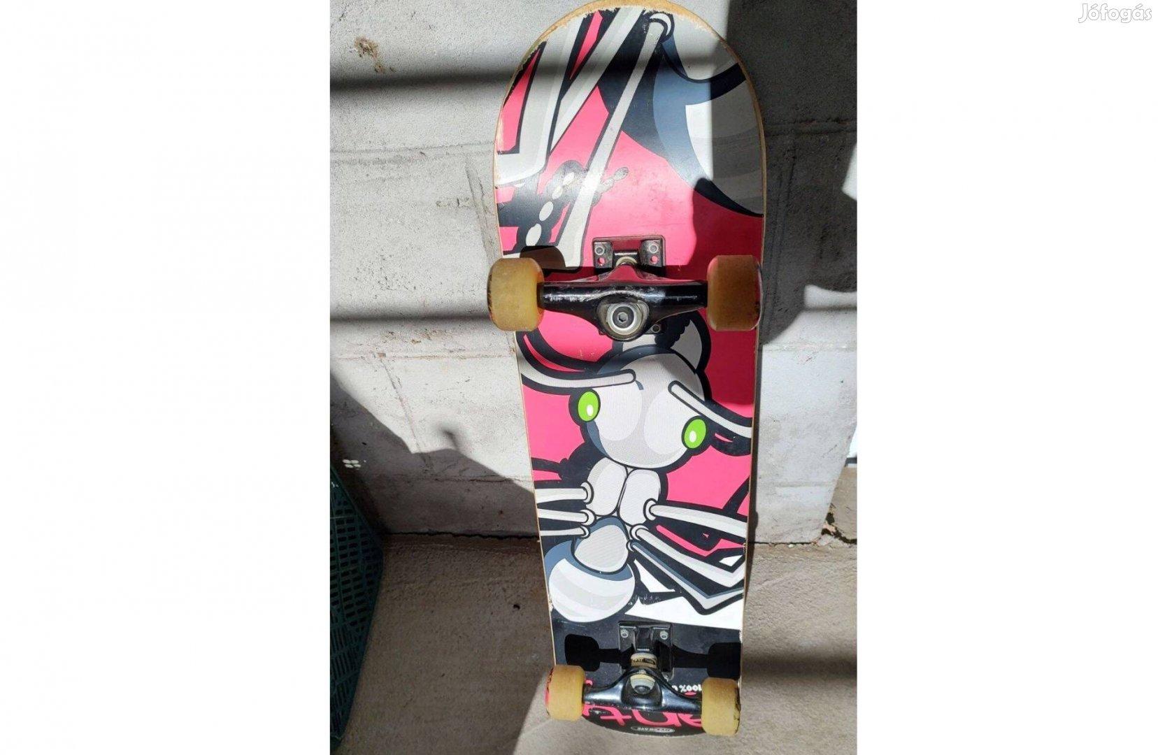 Hy Skate Ant Attack gördeszka