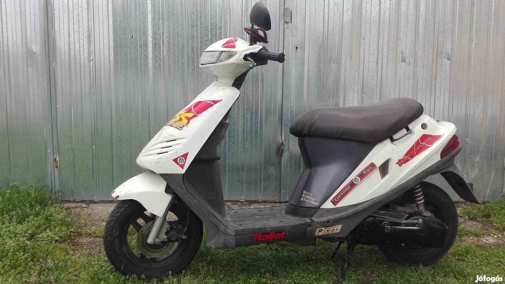 Hyosung super cab robogó
