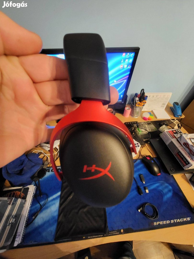 Hyperx Cloud III wirelless fejhallgató