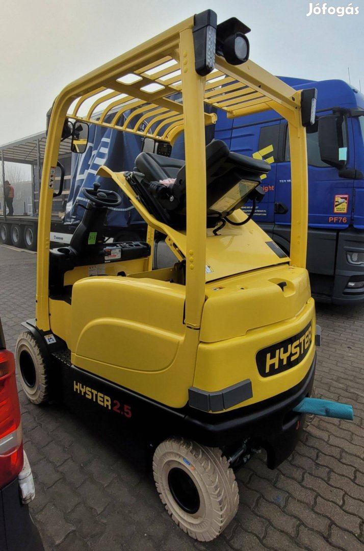 Hyster J 2.5 XN elektromos homlokvillás targonca - K 4192