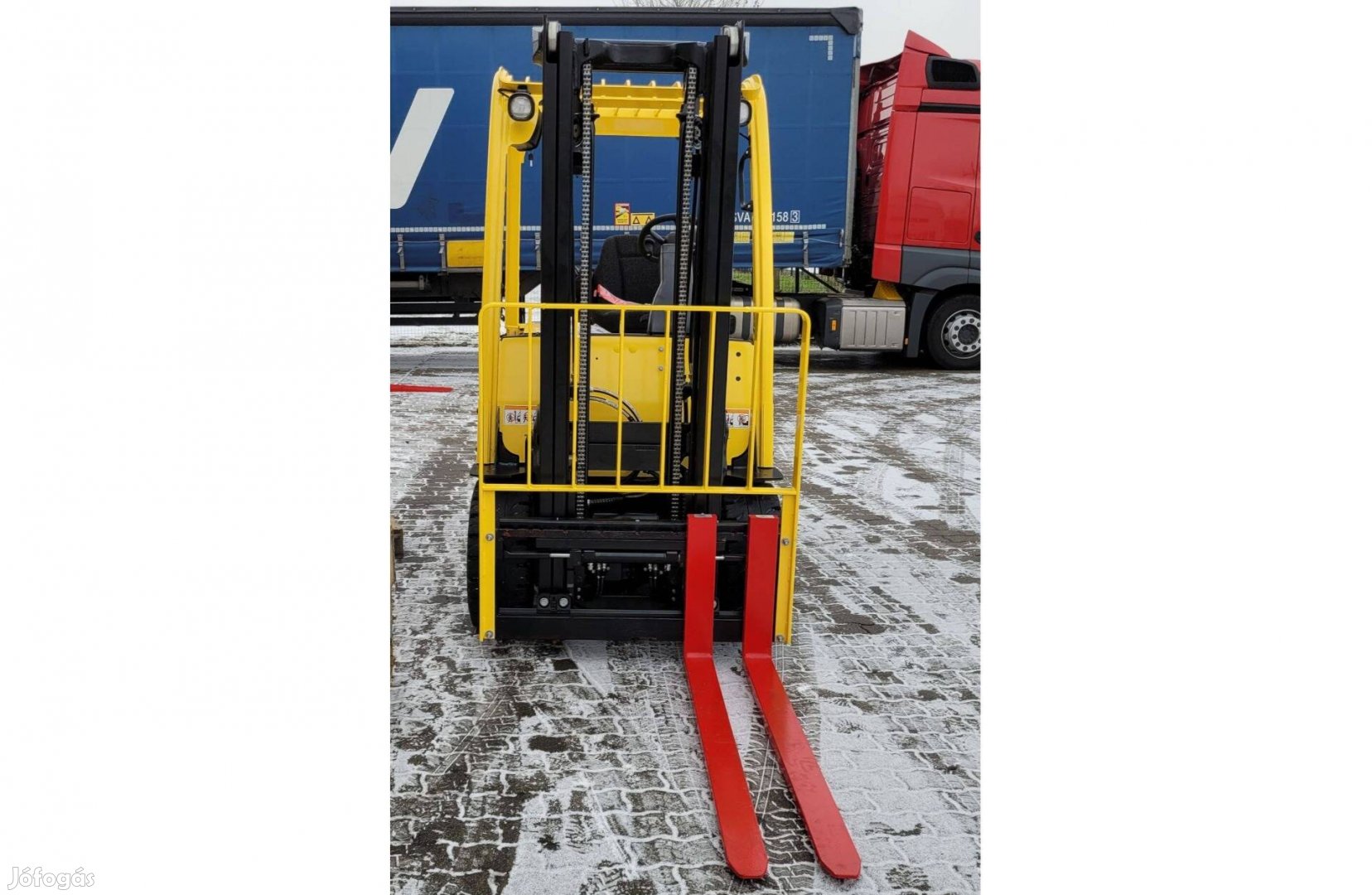 Hyster J 2.5 XN elektromos négytámaszú homlokvillás targonca - K 4177
