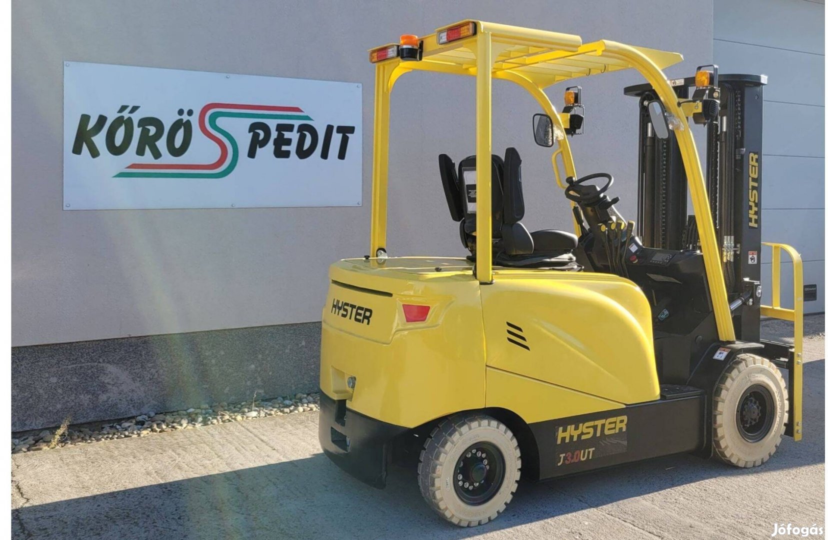 Hyster J 3.0 UT elektromos homlokvillás targonca - K 4213