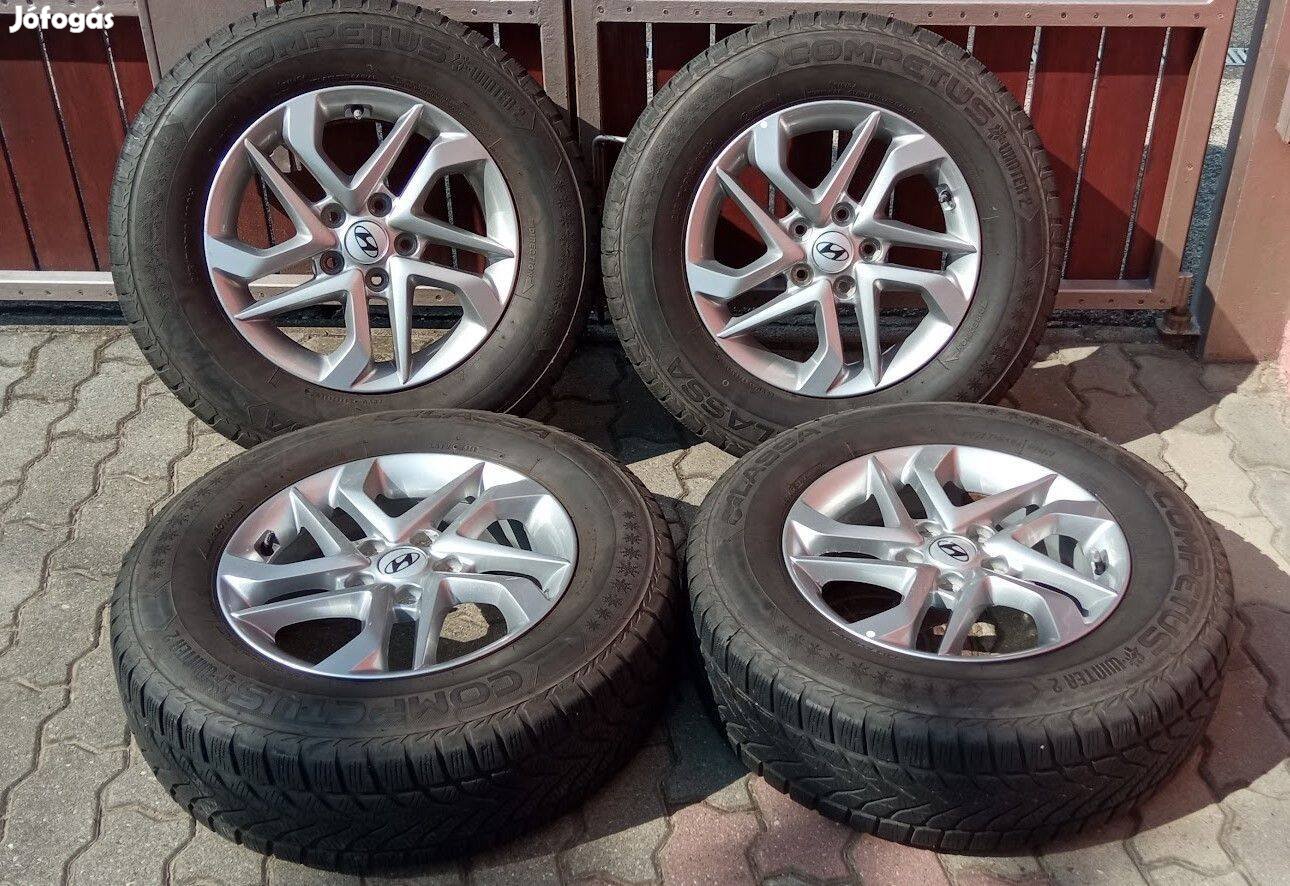 Hyundai 16" felni Tucson gyári alufelni téli gumikkal 215/70R16