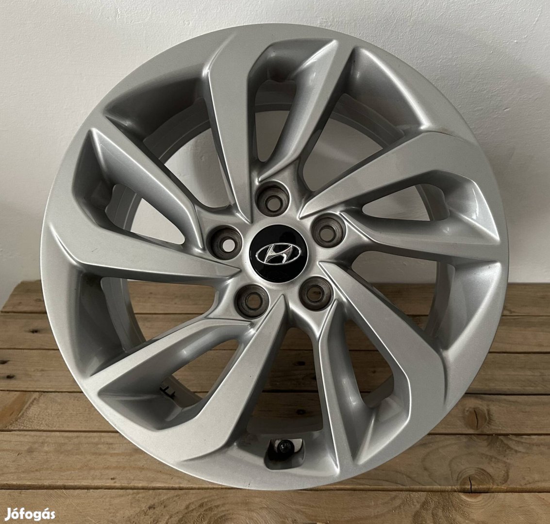 Hyundai 17es gyári alufelni 5x114,3 Tucson Ix35 I30 Tpms