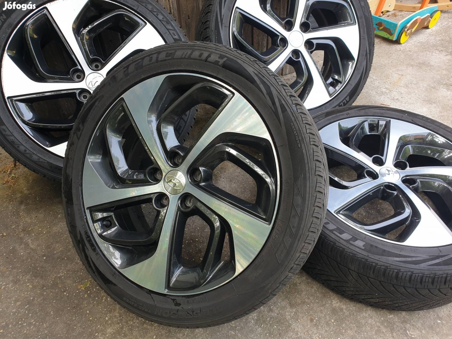 Hyundai 19" bicolor SUV alufelni szett, Tpms