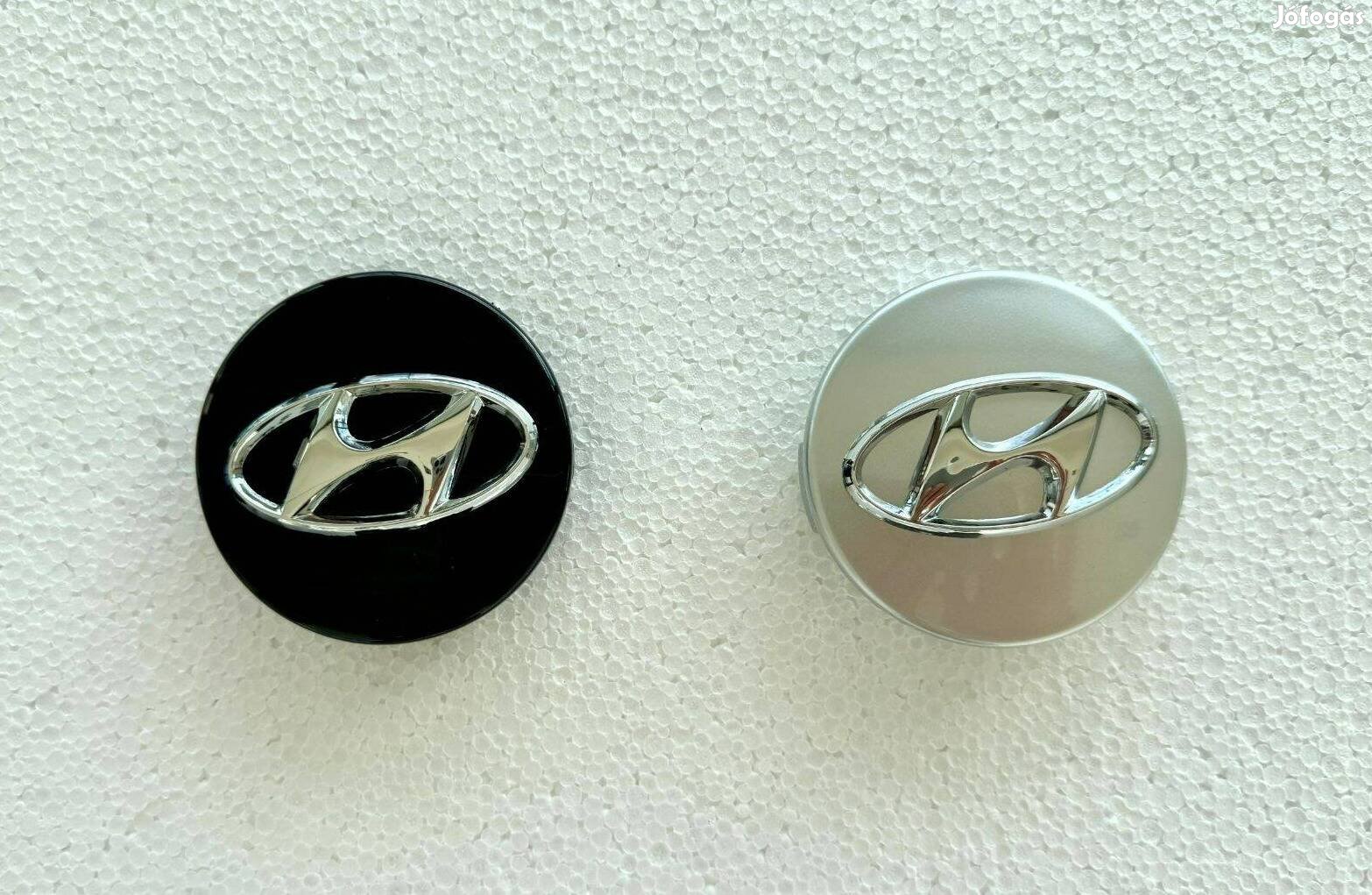 Hyundai 60mm Felni Alufelni Közép Kupak Porvédő Embléma Felnikupak