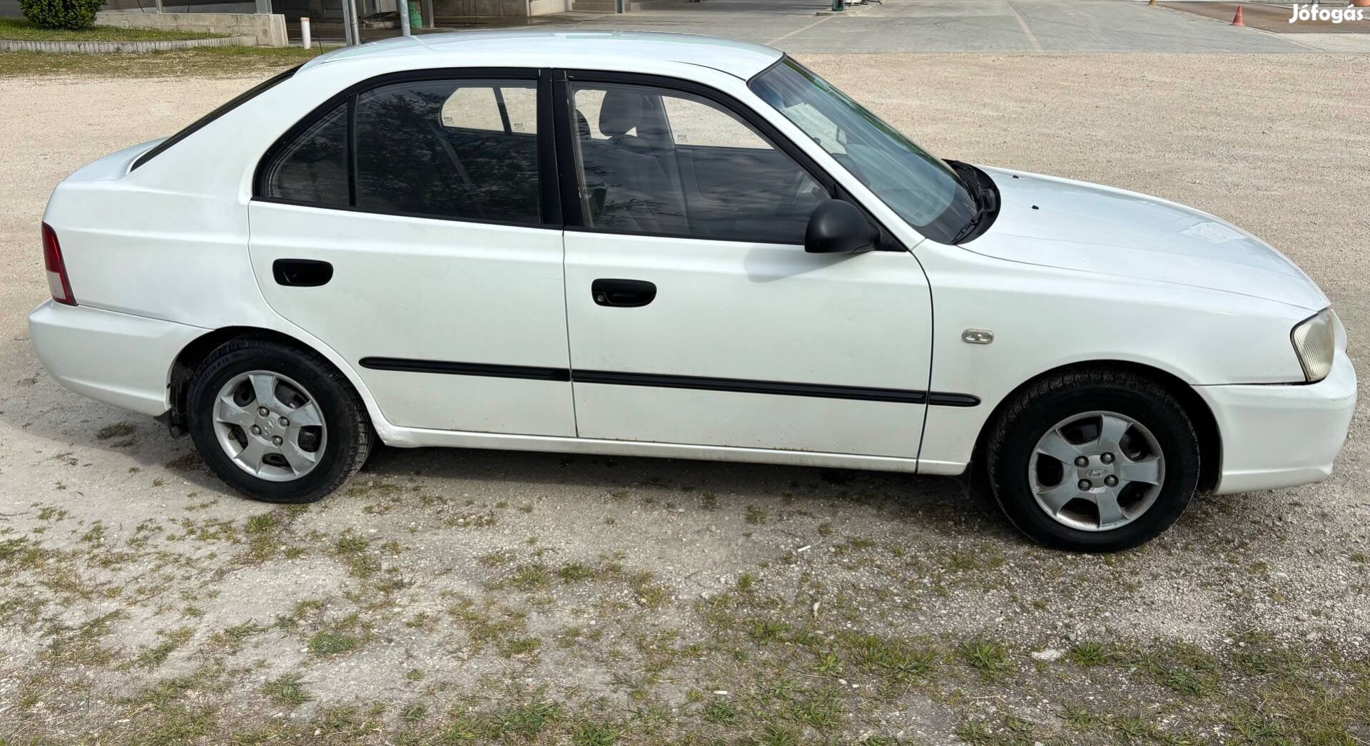Hyundai Accent LS 1.5