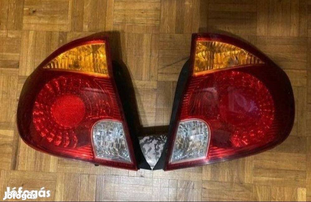 Hyundai Accent lámpa pár