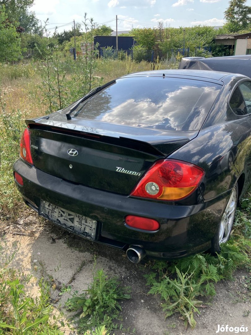 Hyundai Coupe csomagtér ajtó