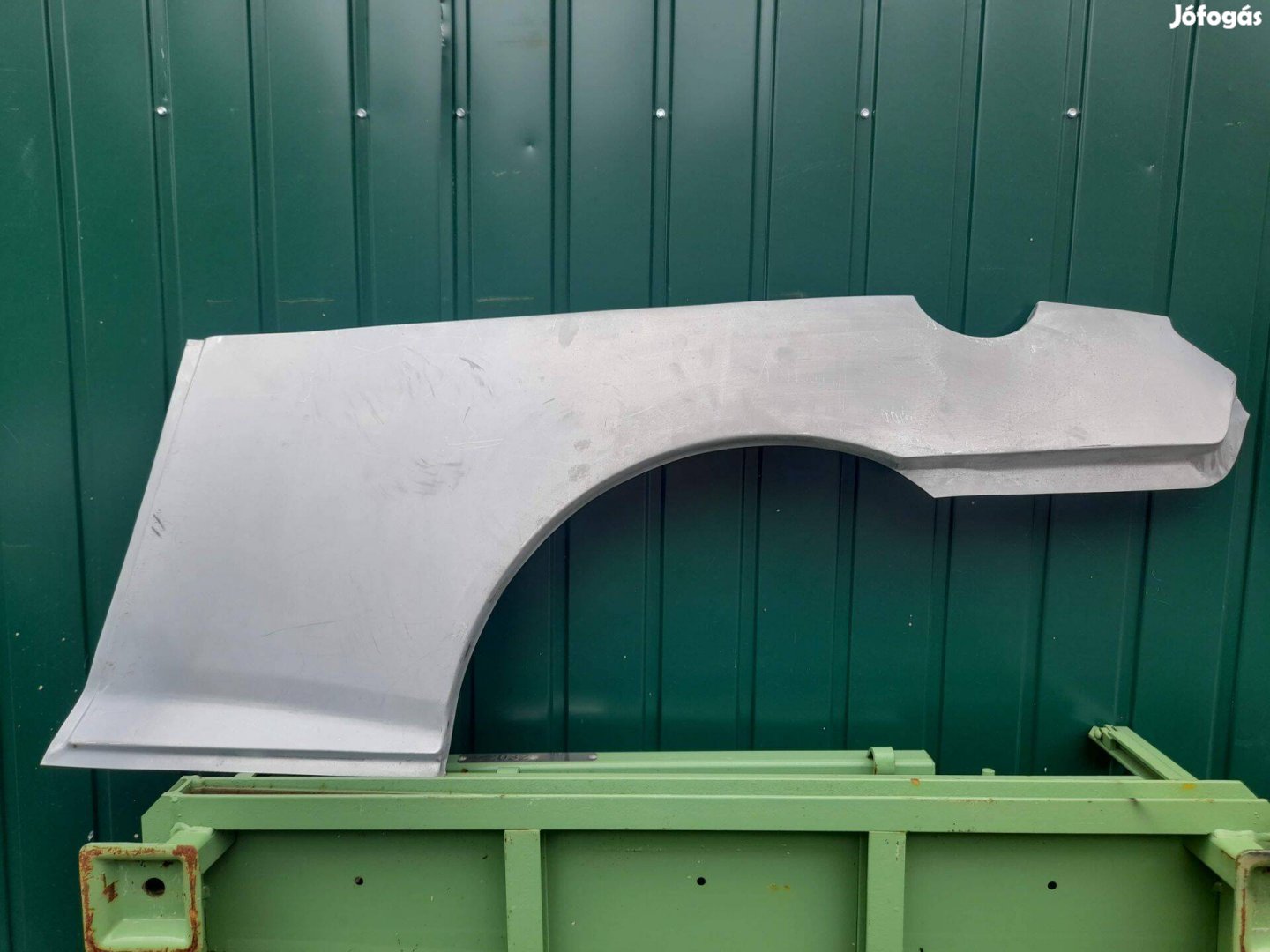 Hyundai Coupe hátsó sárvédő panel