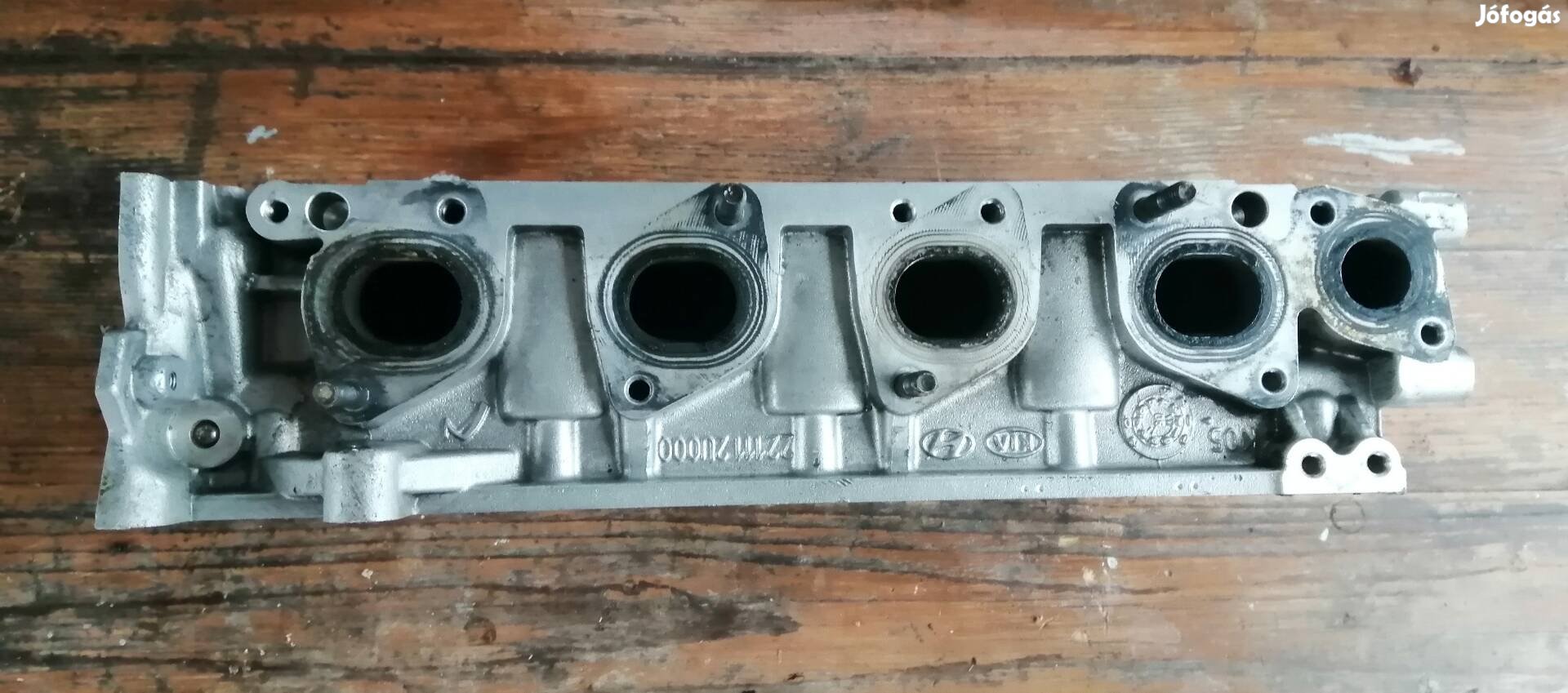 Hyundai D4FE üres hengerfej