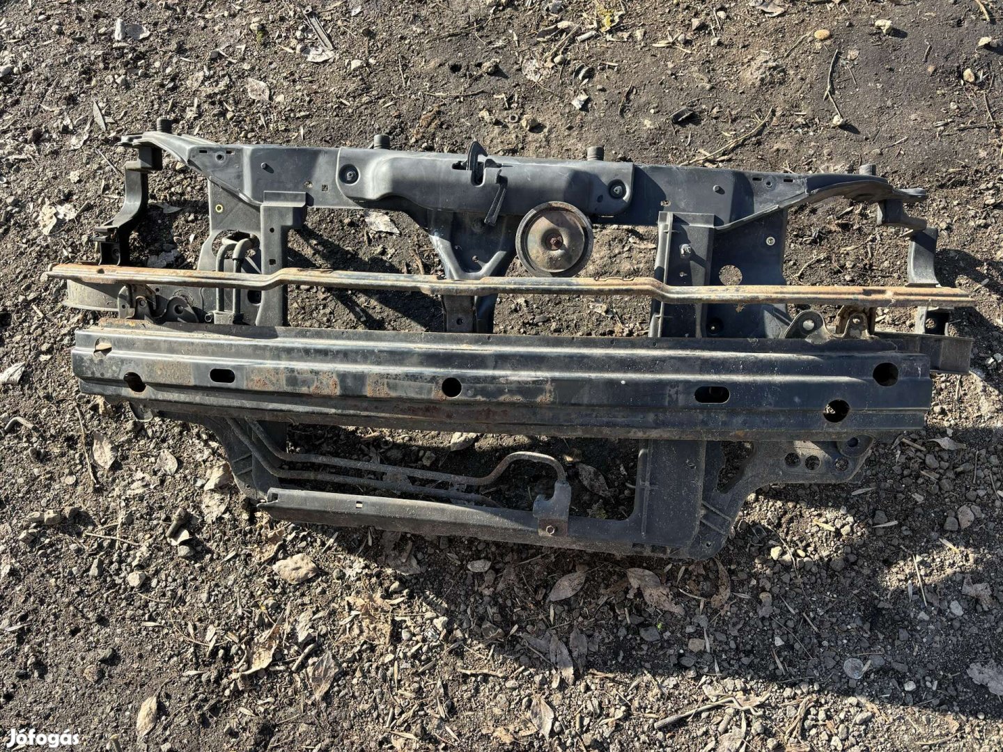 Hyundai Getz zárhíd homlokfal sérült 