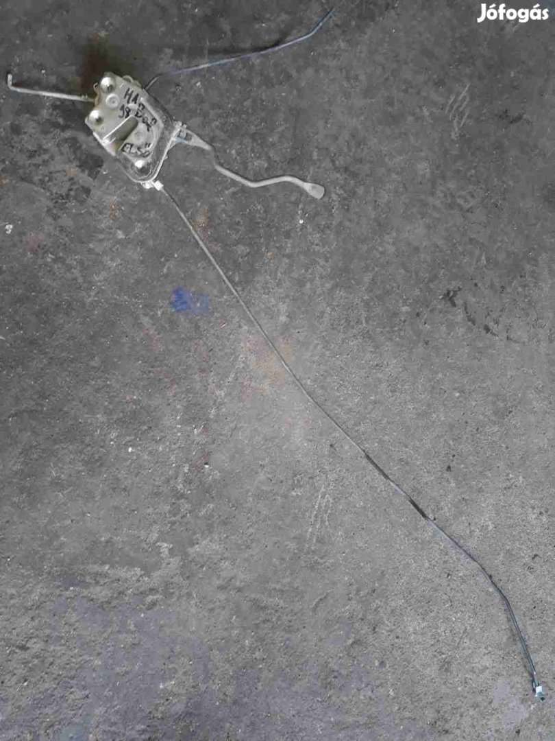 Hyundai H1 96-05 Bal Első Ajtó Zárszerkezet