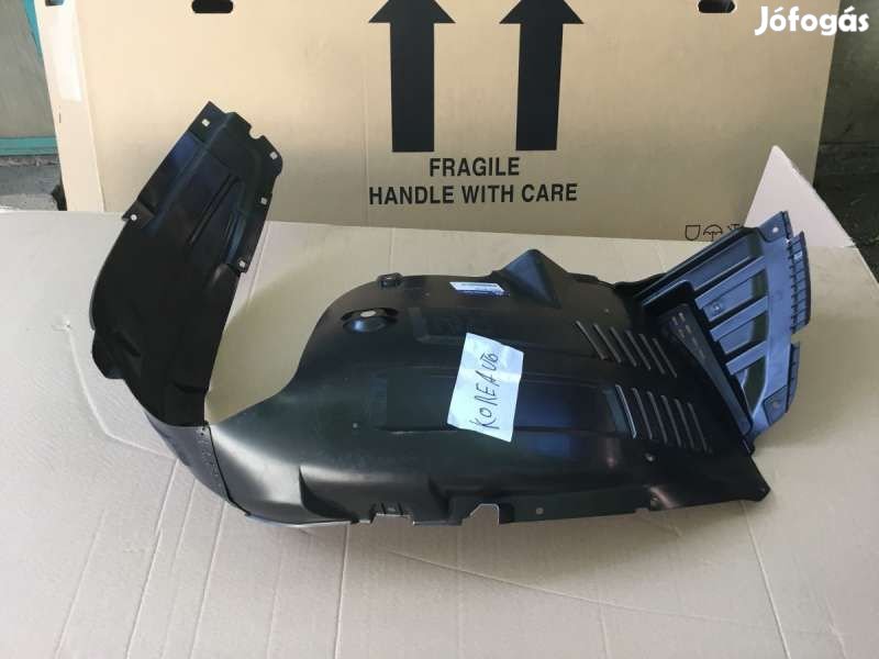 Hyundai H1 TQ Facelift jobb első dobbetét 868004H700