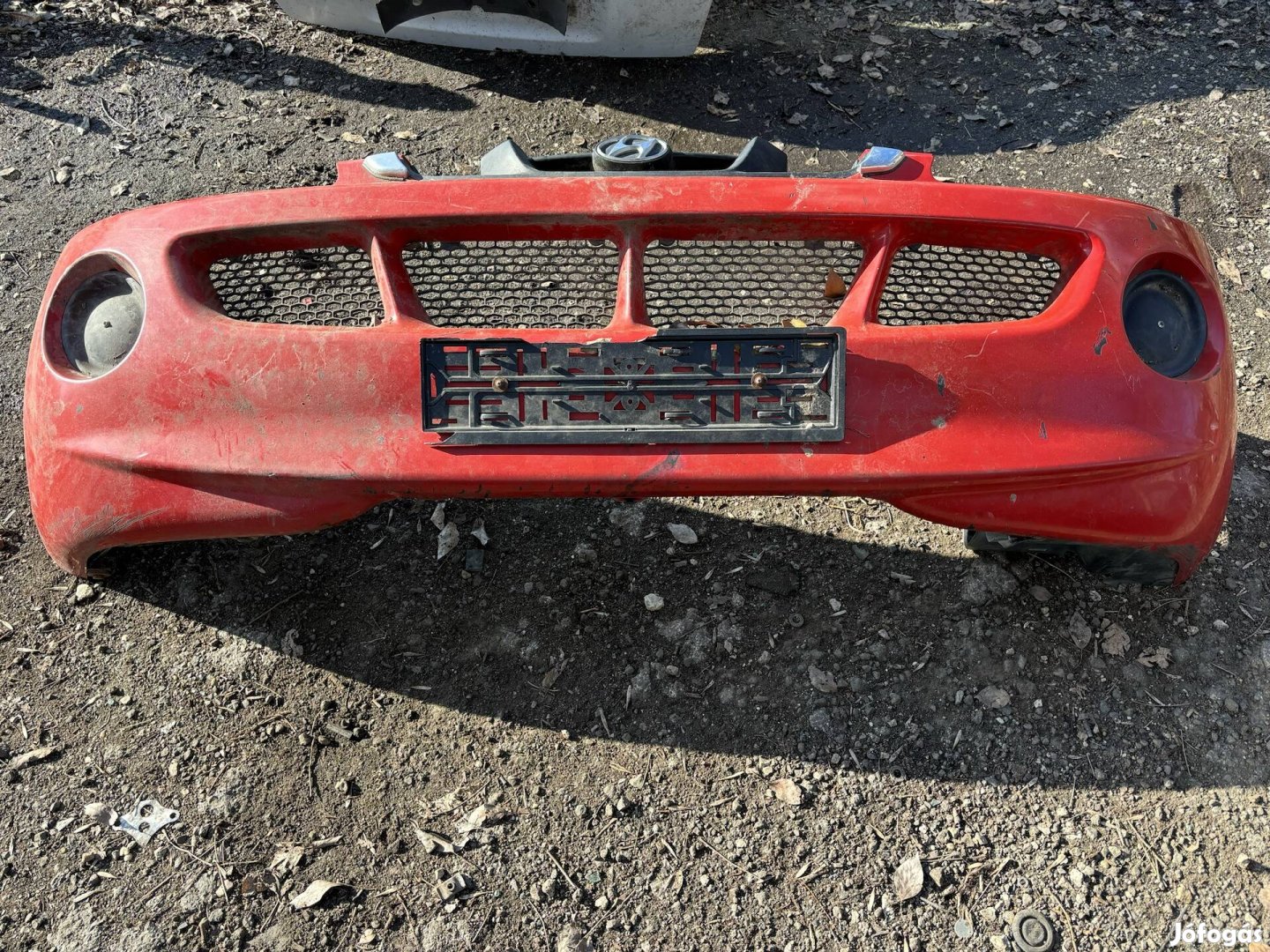 Hyundai H1 első lökhárító piros 