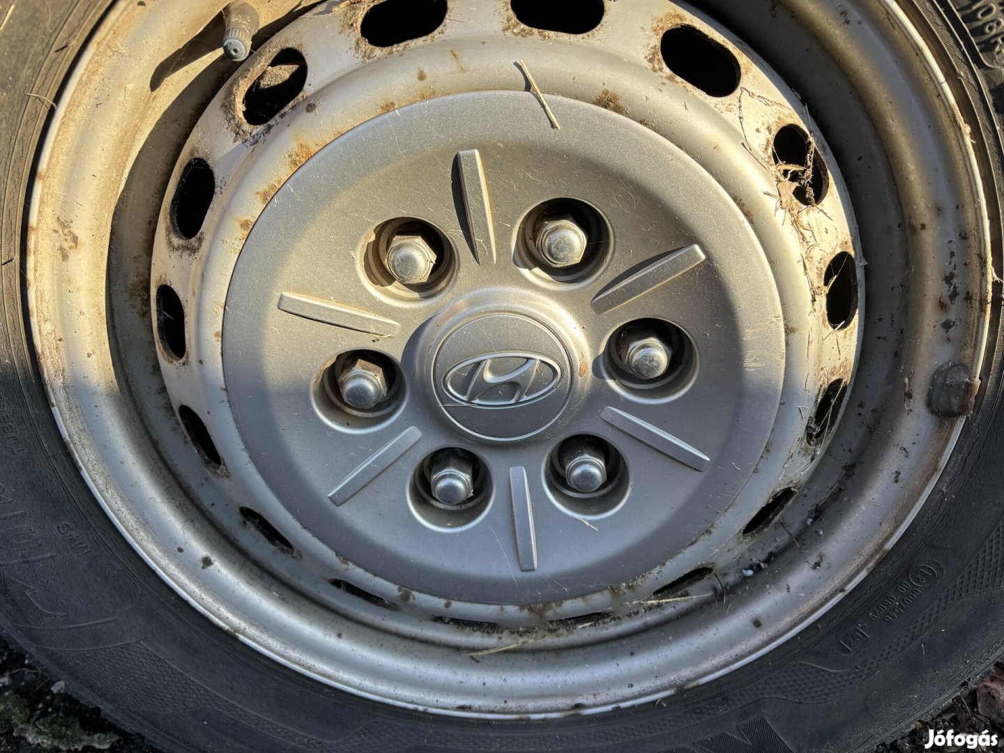 Hyundai H1 felni kupak közép dísztárcsa 