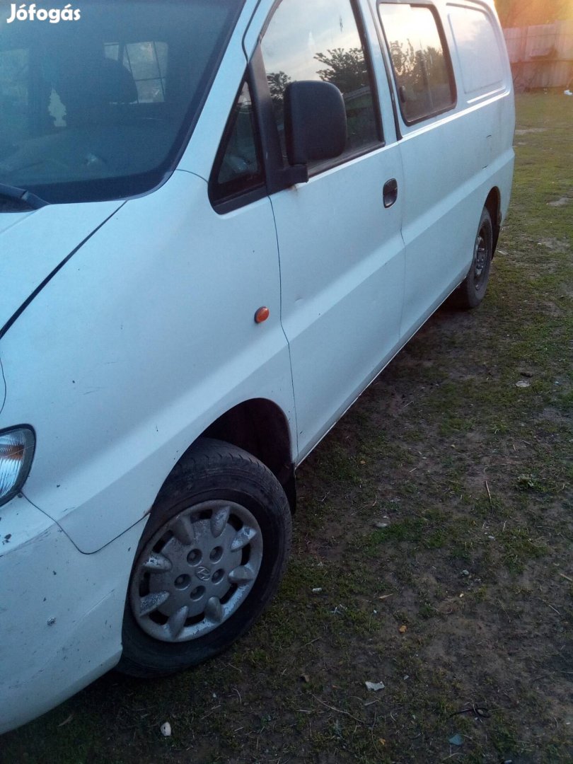 Hyundai H1 meg maradt alkatrészek 