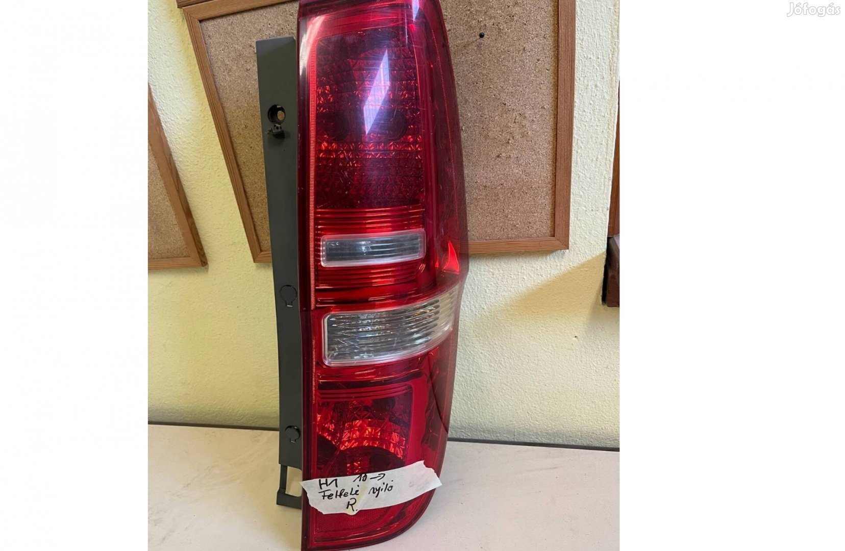 Hyundai H-1 felfele nyíló ajtóshoz jobb oldali