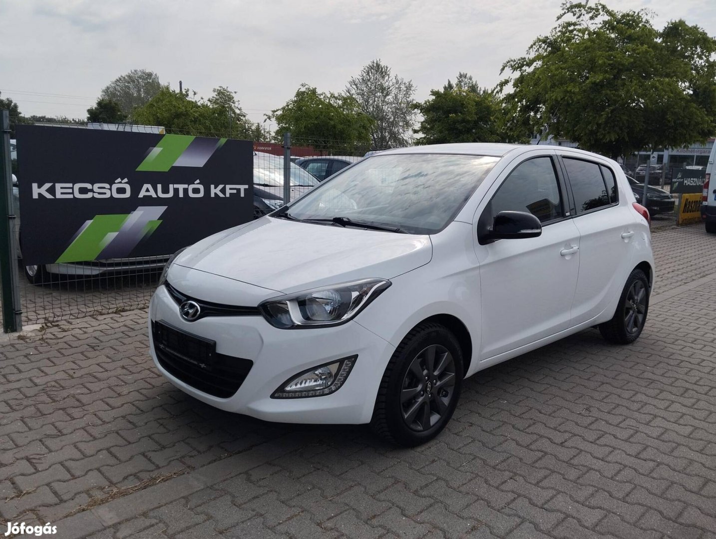 Hyundai I20 1.25 Go! Brasil Végig Vezetett Szer...
