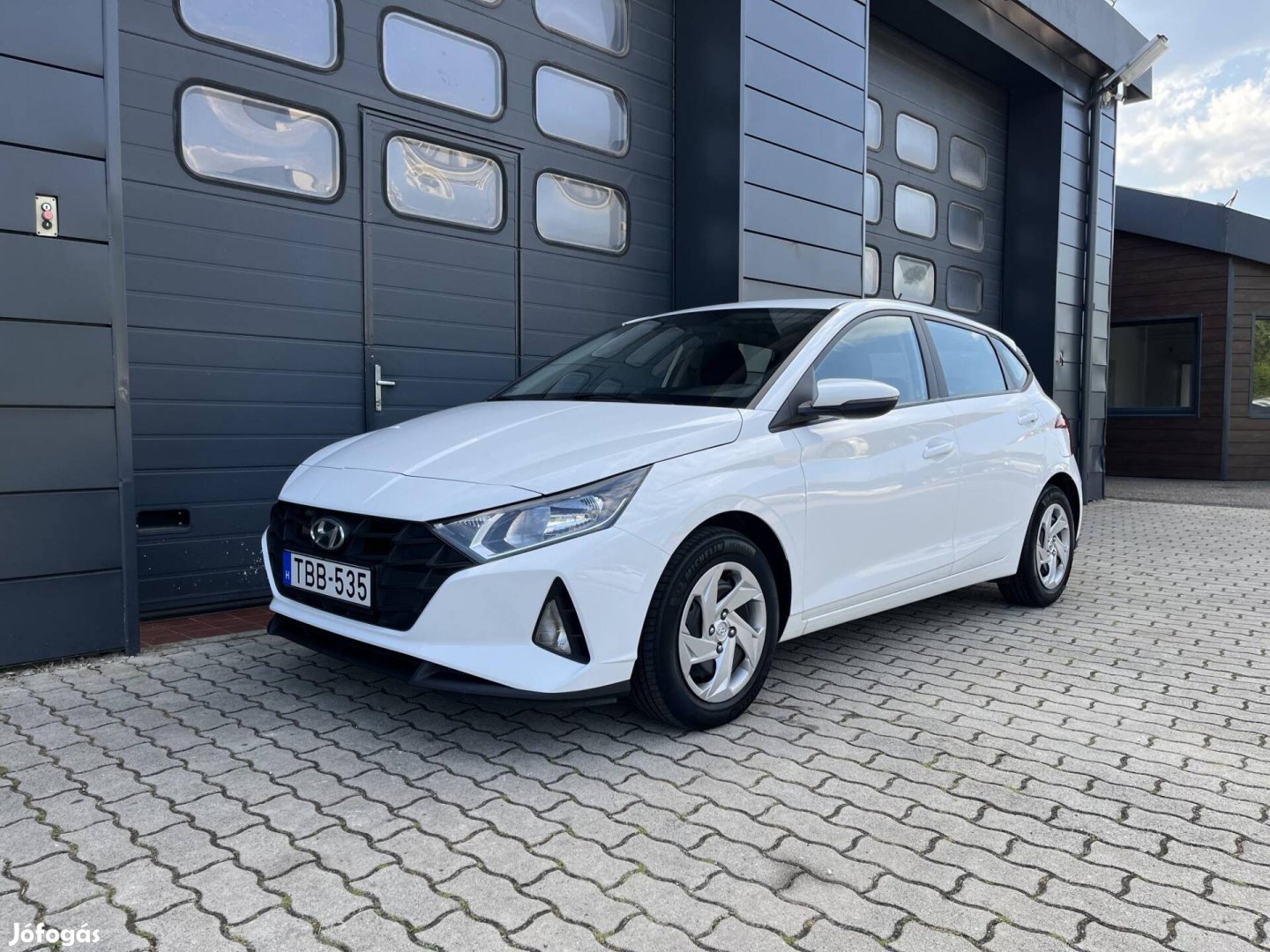 Hyundai I20 1.2 MPi Life Szervizkönyv / Magyaro...