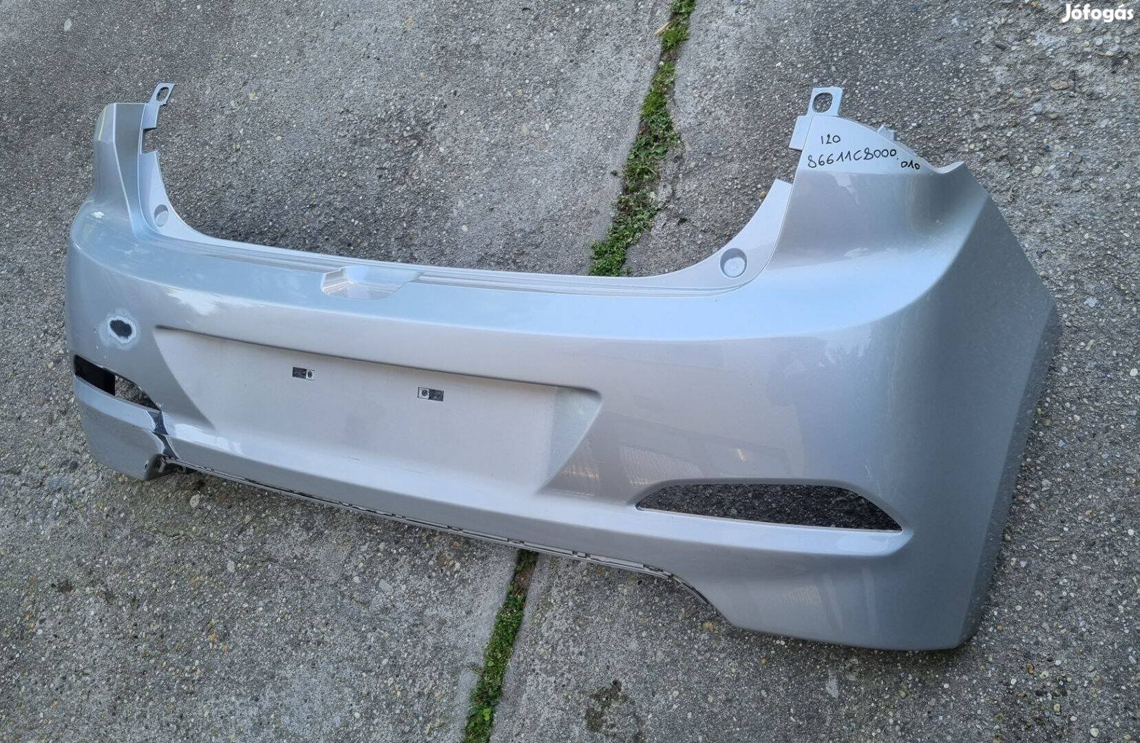Hyundai I20 2014- hátsó lökhárító 86611-C8000 010
