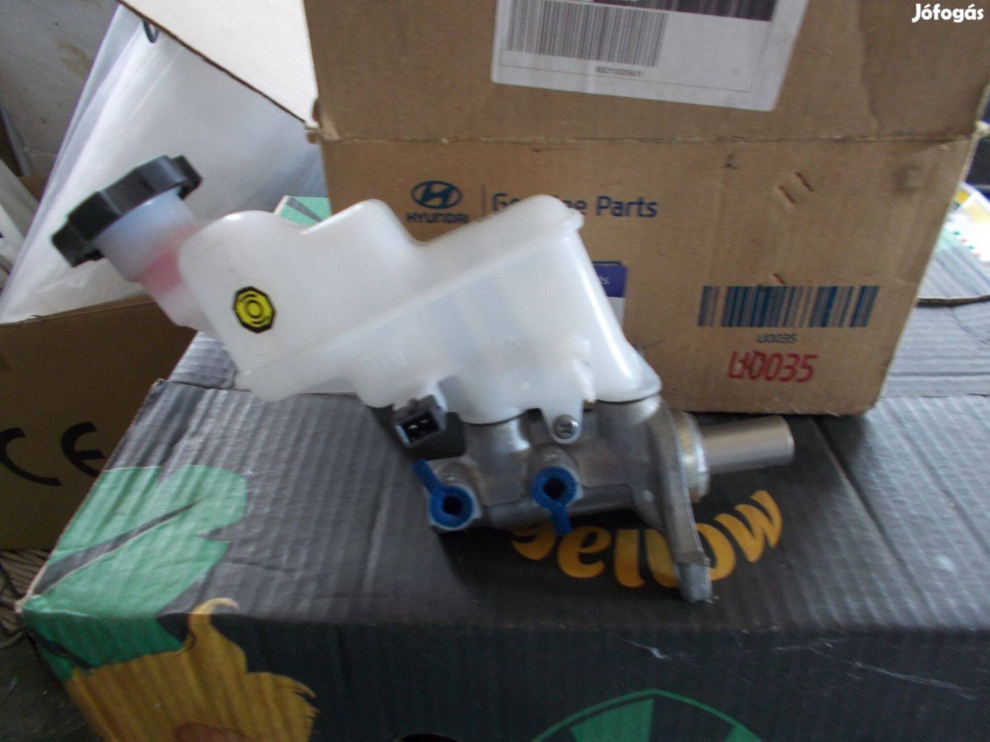 Hyundai I20 I30 2015-től Főfékhenger 58510-C8200 Gyári új dobozos!