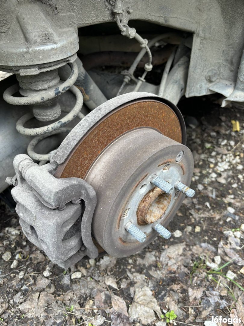 Hyundai I20 hátsó híd futómű bölcső tárcsás 