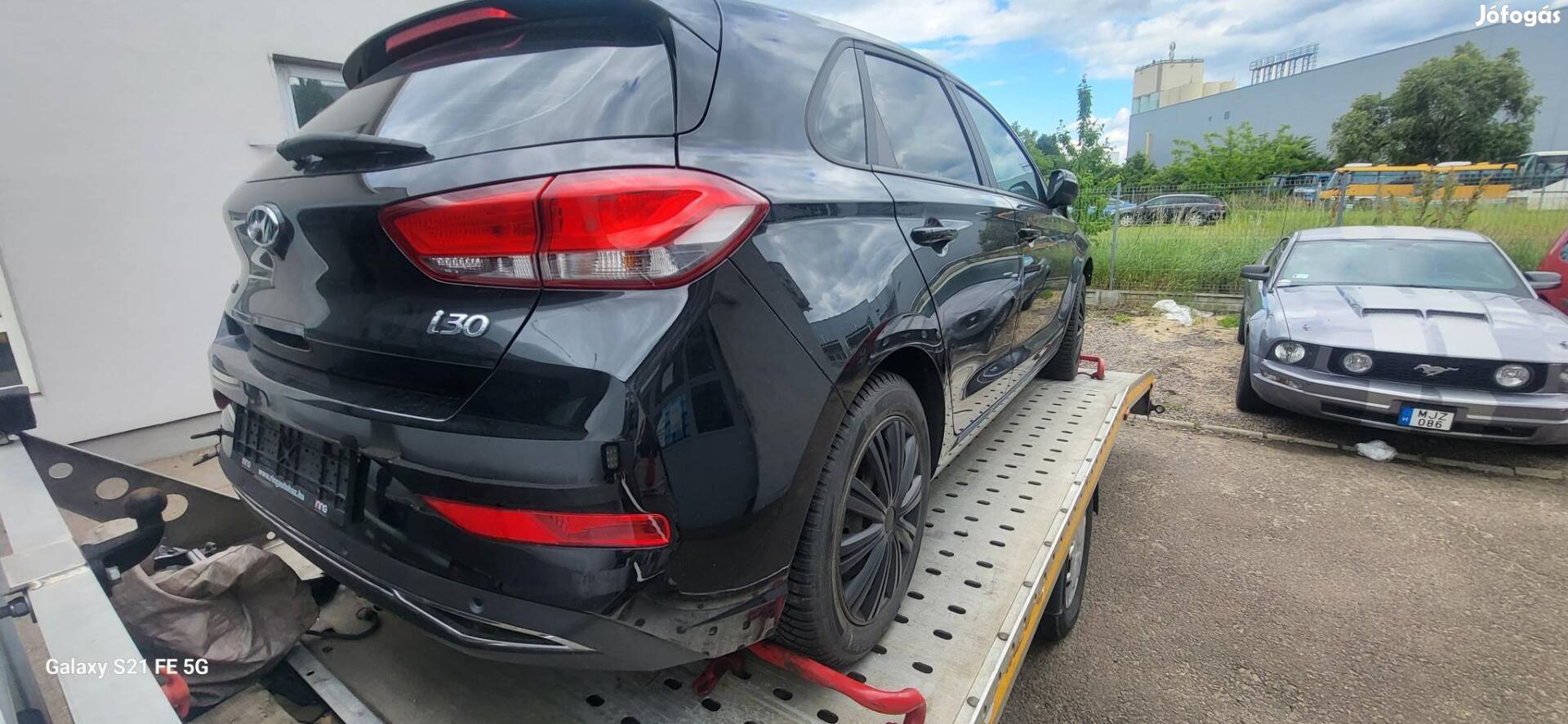 Hyundai I30 1.5 DPi Life 75000-km!