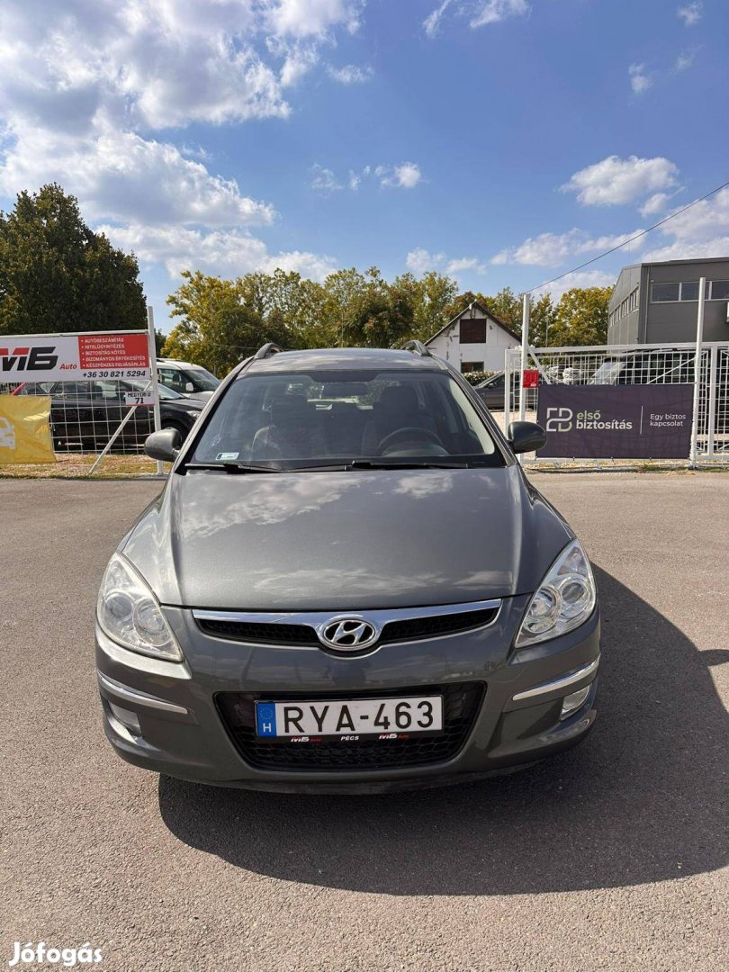 Hyundai I30 1.6 CRDi LP Classic Napi Használatr...